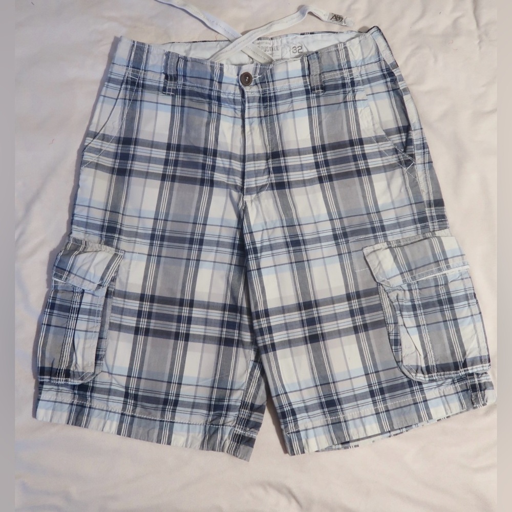 Aeropostale Gray and Blue Plaid Authentic Cargo Shorts
